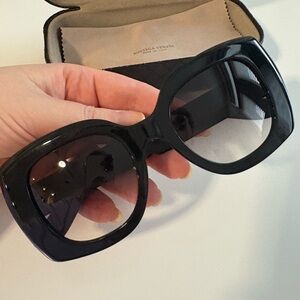 Bottega Veneta Black Black Women’s Sunglasses (Never worn)